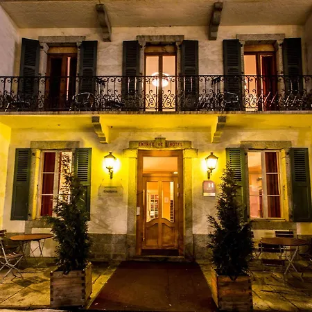 Langley Gustavia שאמוני