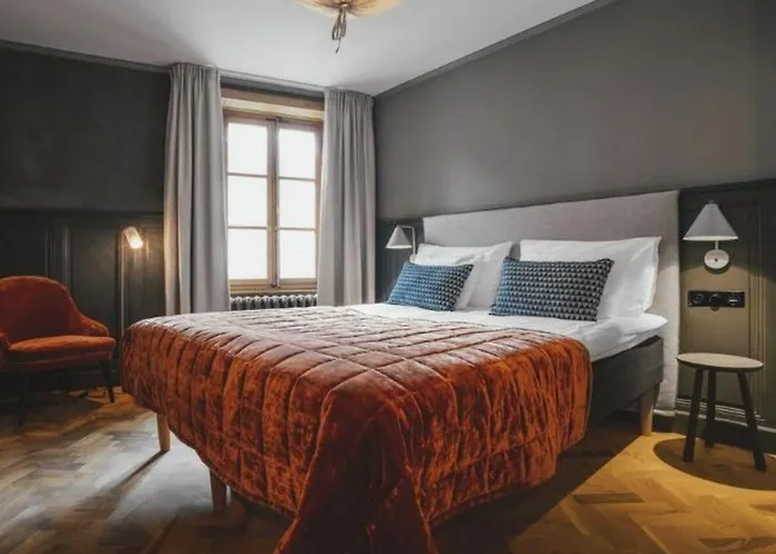 グスタヴィア ホテル 3*