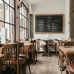 ホテル グスタヴィア 3*